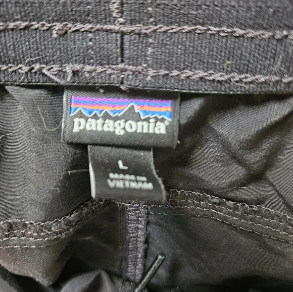 Patagonia Black Baggy Shorts - Picture 2 of 7